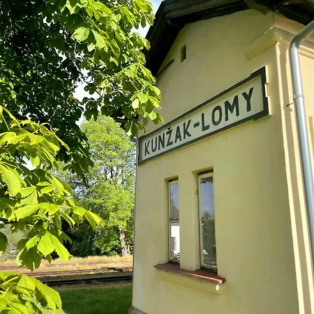 Uzkokolejky - Apartmany Kunzak - Lomy Lomy  Exterior photo
